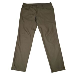 lululemon athletica Men's Chinos in Olive Green